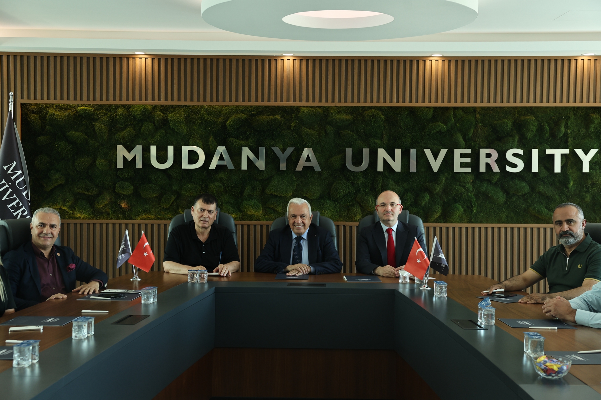 Eği̇ti̇m Kurumlari (2)