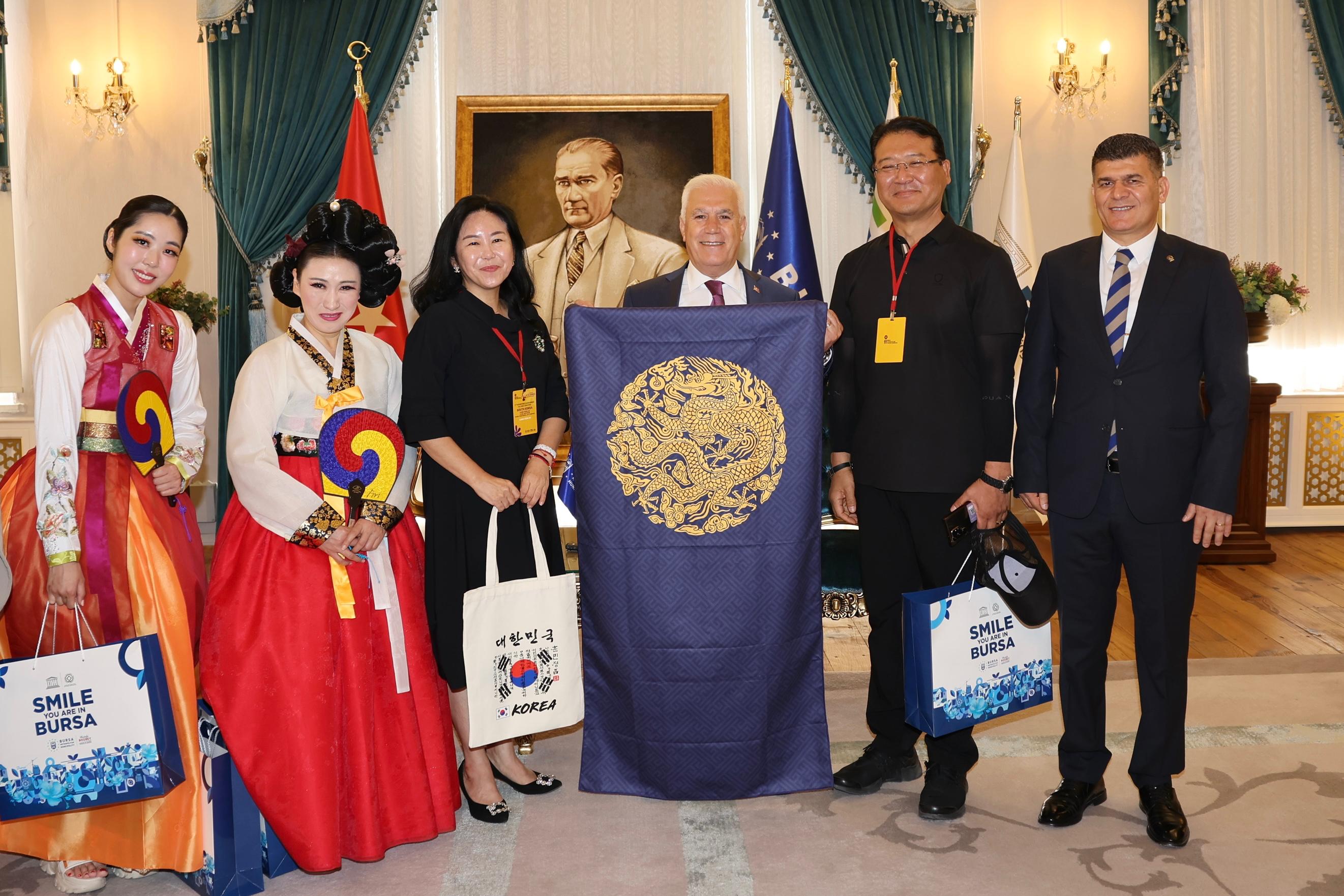 35819 M T Y4 Nz Bl M W 4