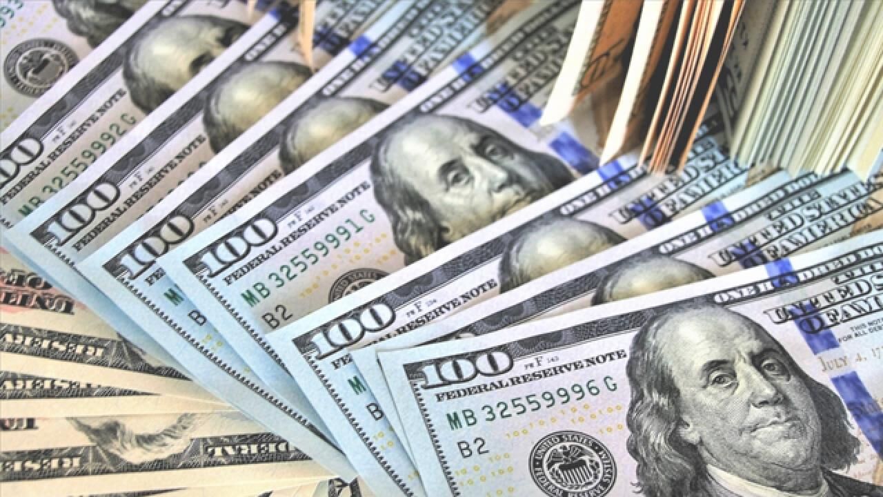 Dolar Aa 1663810
