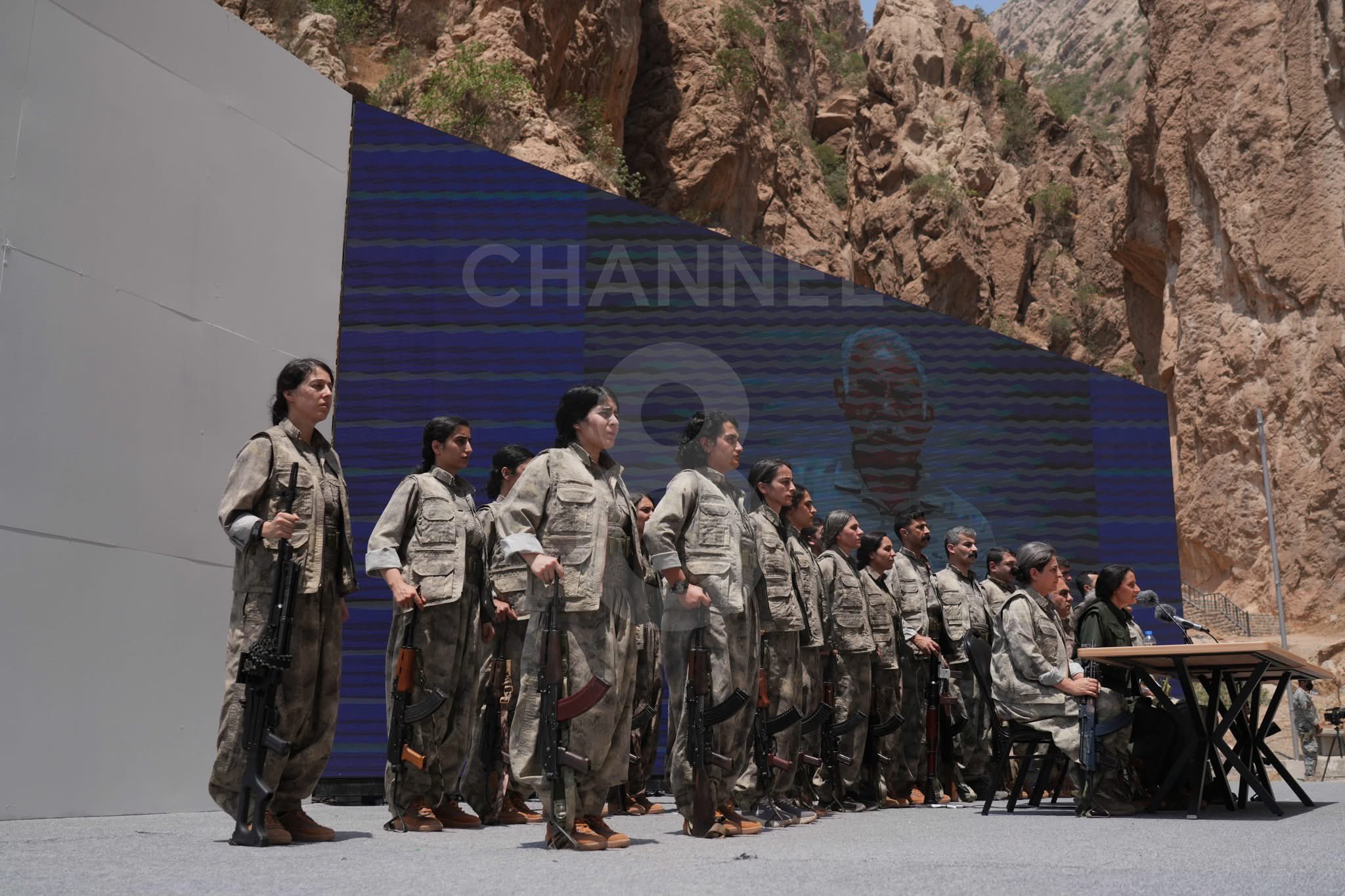 Gvk T Y Y U X A A Eg9Bo