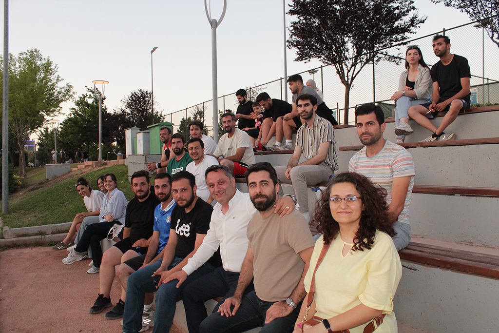 İnşaat Mühendisleri Potaların Tozunu Attırdı 2