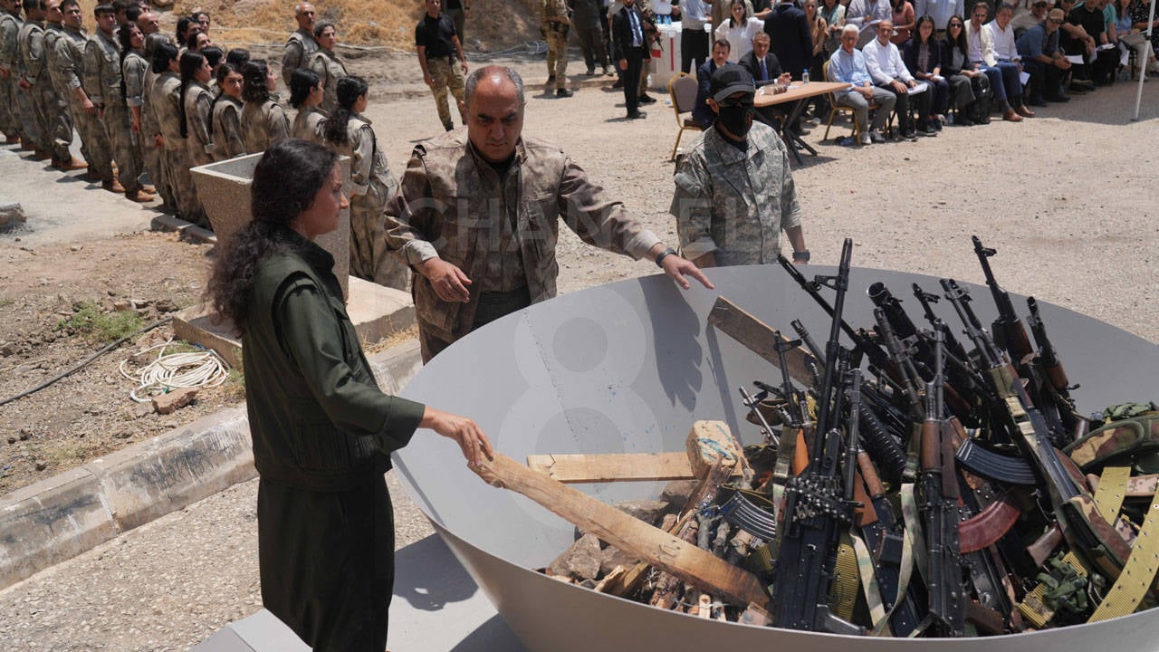 Pkk Silah Birakti Ilk Goruntuler Geldi-1