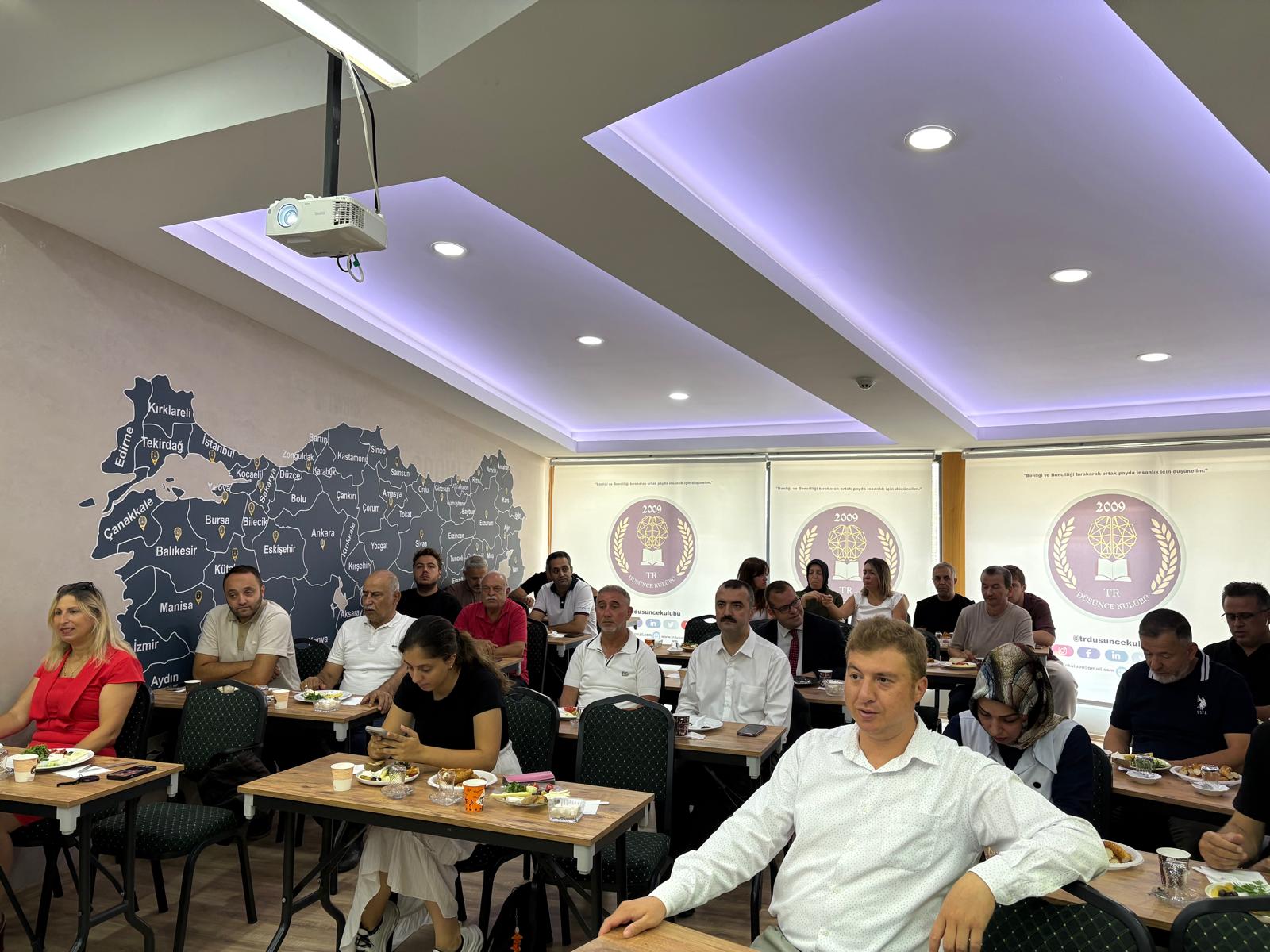 Web.whatsapp 2025 07 19T101335.963