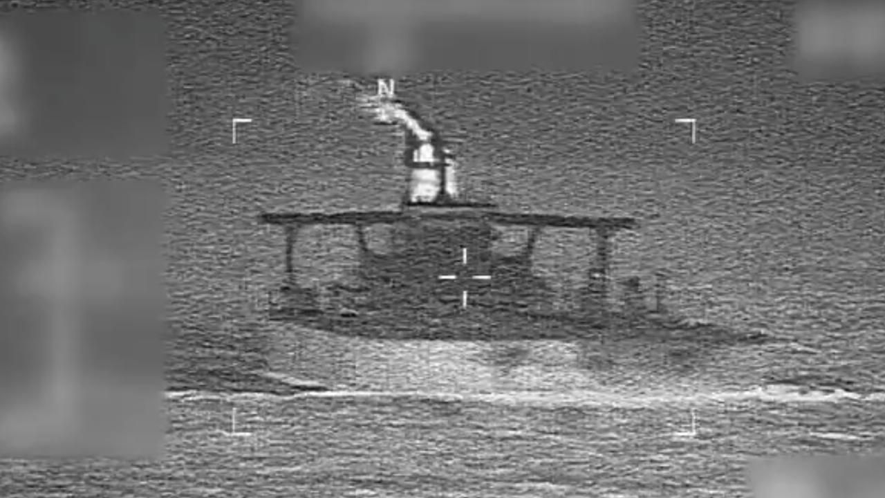 Hürmüz Boğazı’nda tanker yangını: İran’dan dikkat çeken açıklama