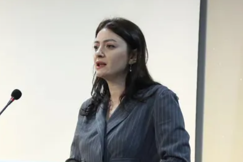 Rabia Deniz Makale