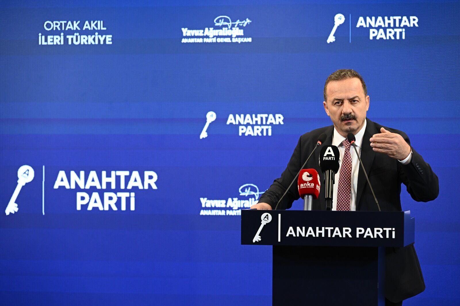 Y A V U Z A Ğ I R A L İ O Ğ L U B A S I N T O P L A N T I S I2-1