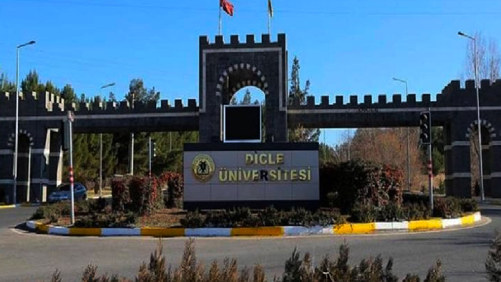 Dünyada Bir İlk Olacak: Kampüsünden Petrol Çıkan Üniversitemiz İçin 6 Kuyu Kazılacak