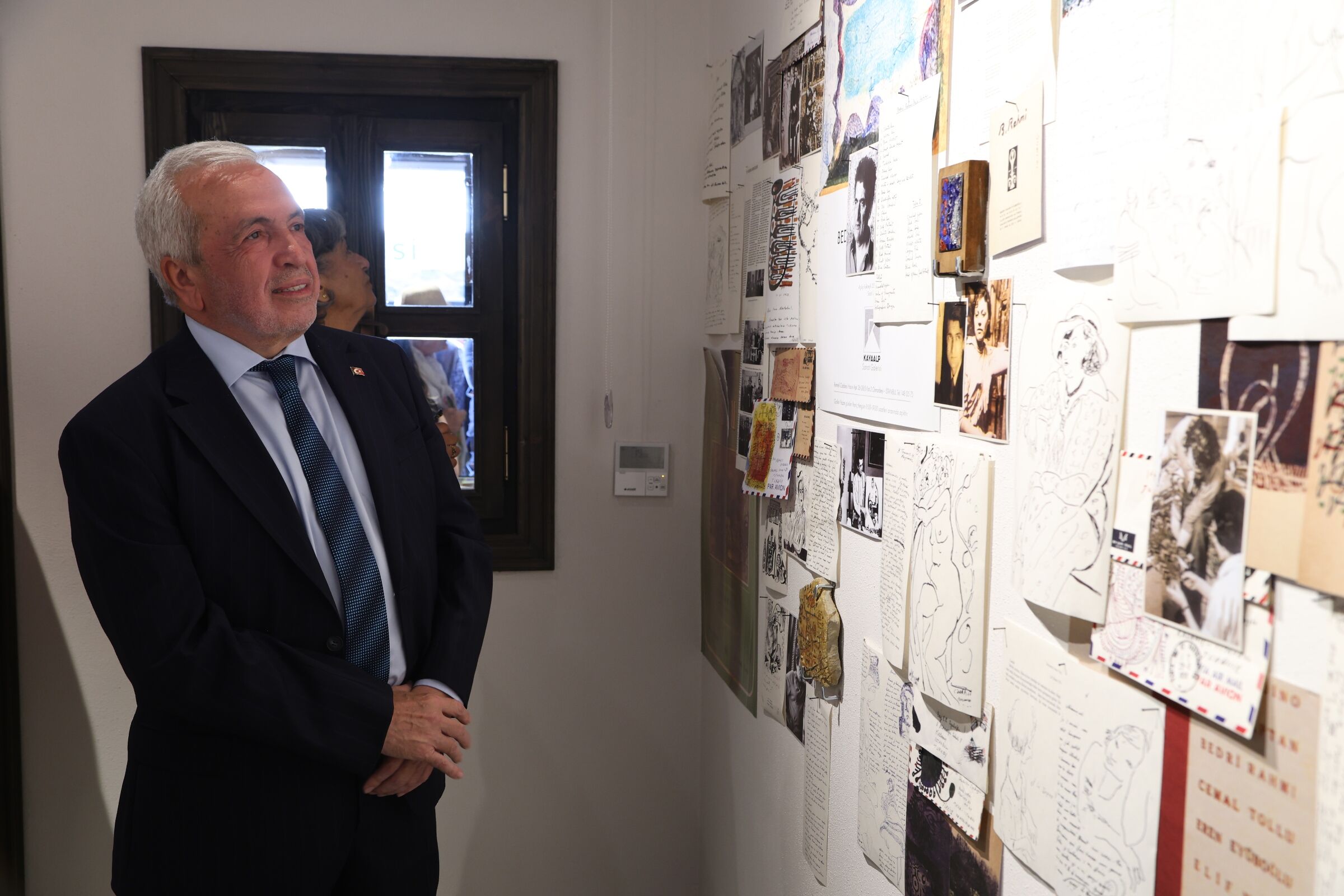 Edebi̇yat Galeri̇si̇ (2)