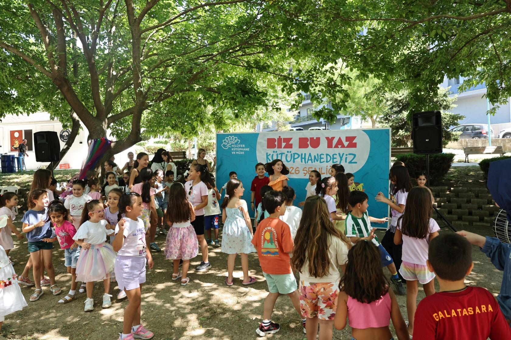Kütüphanedeyi̇z (4)