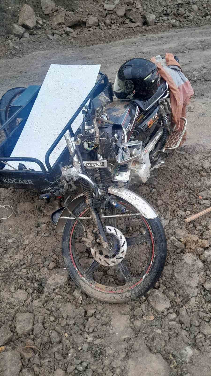 Çamardı'da motosiklet kazası: 2 yaralı