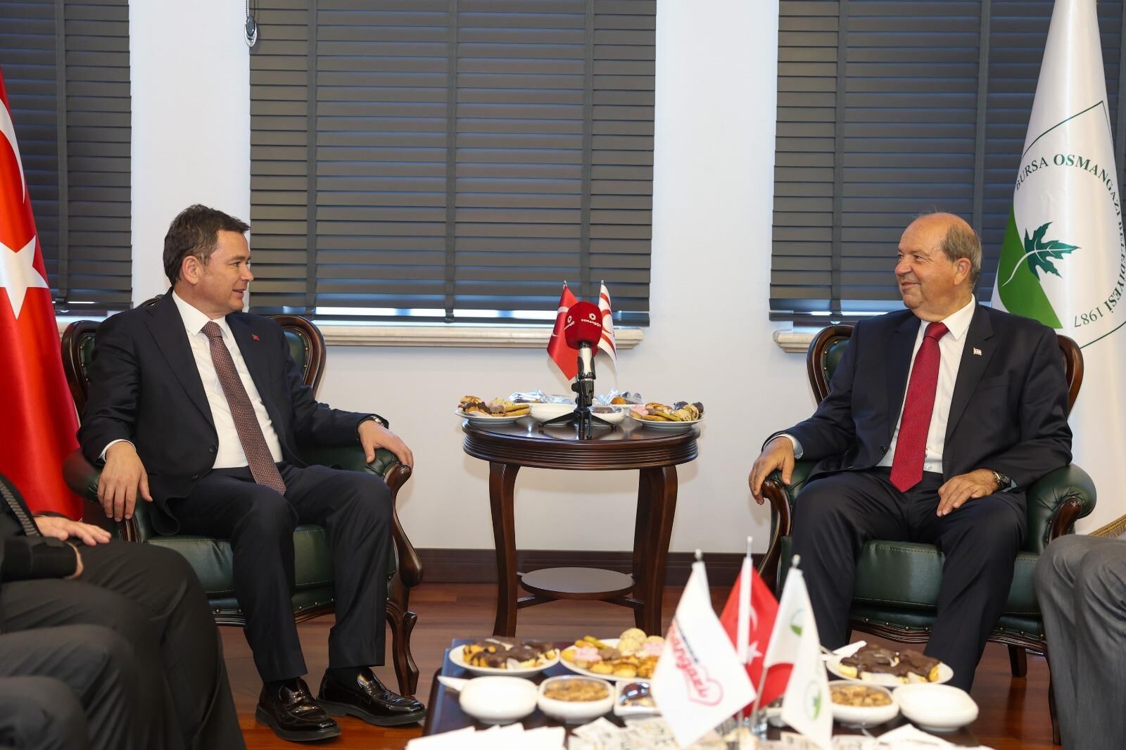 Başkan Erkan Aydın, Kktc 5. Cumhurbaşkanı Ersin Tatar'ı Ağırladı (2) (1)