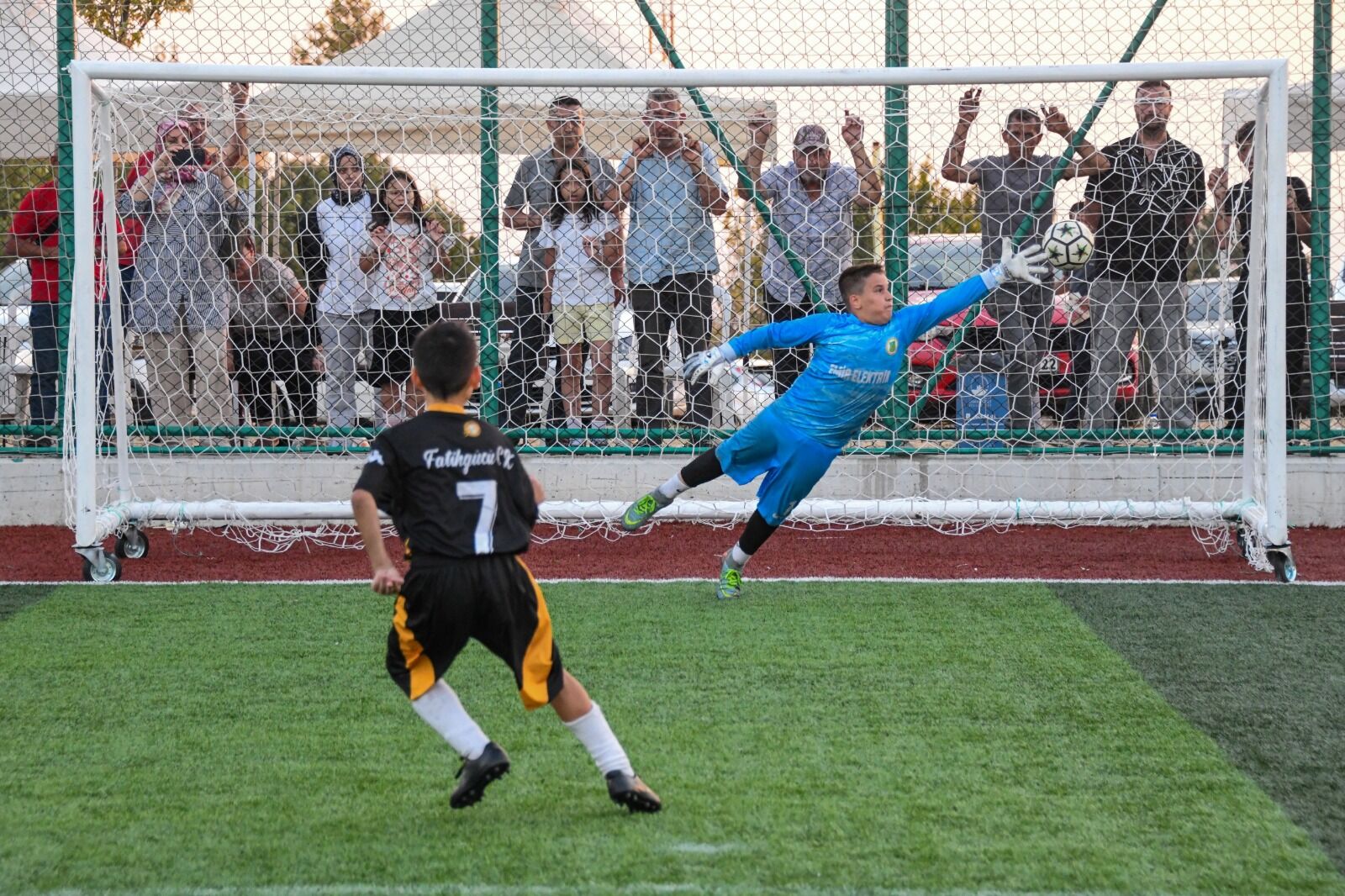 Futbol Dostluk Turnuvası (2)