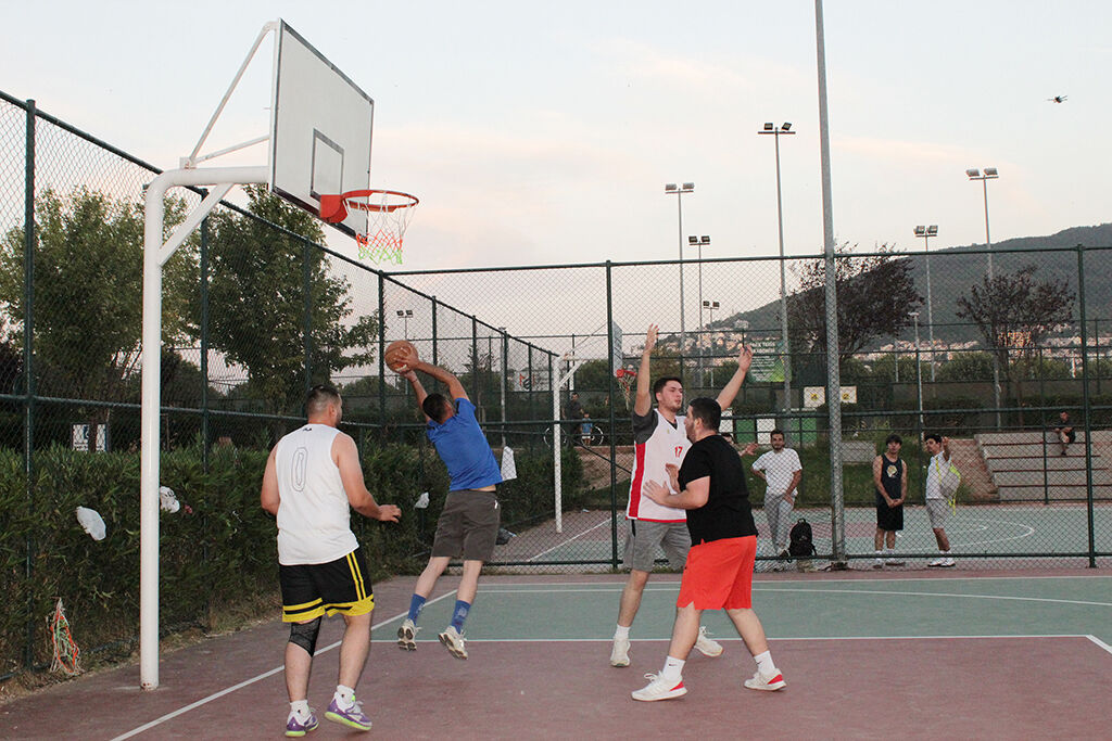 İmo Bursa Şubesi Sokak Basketbolu Turnuvası Düzenledi 7