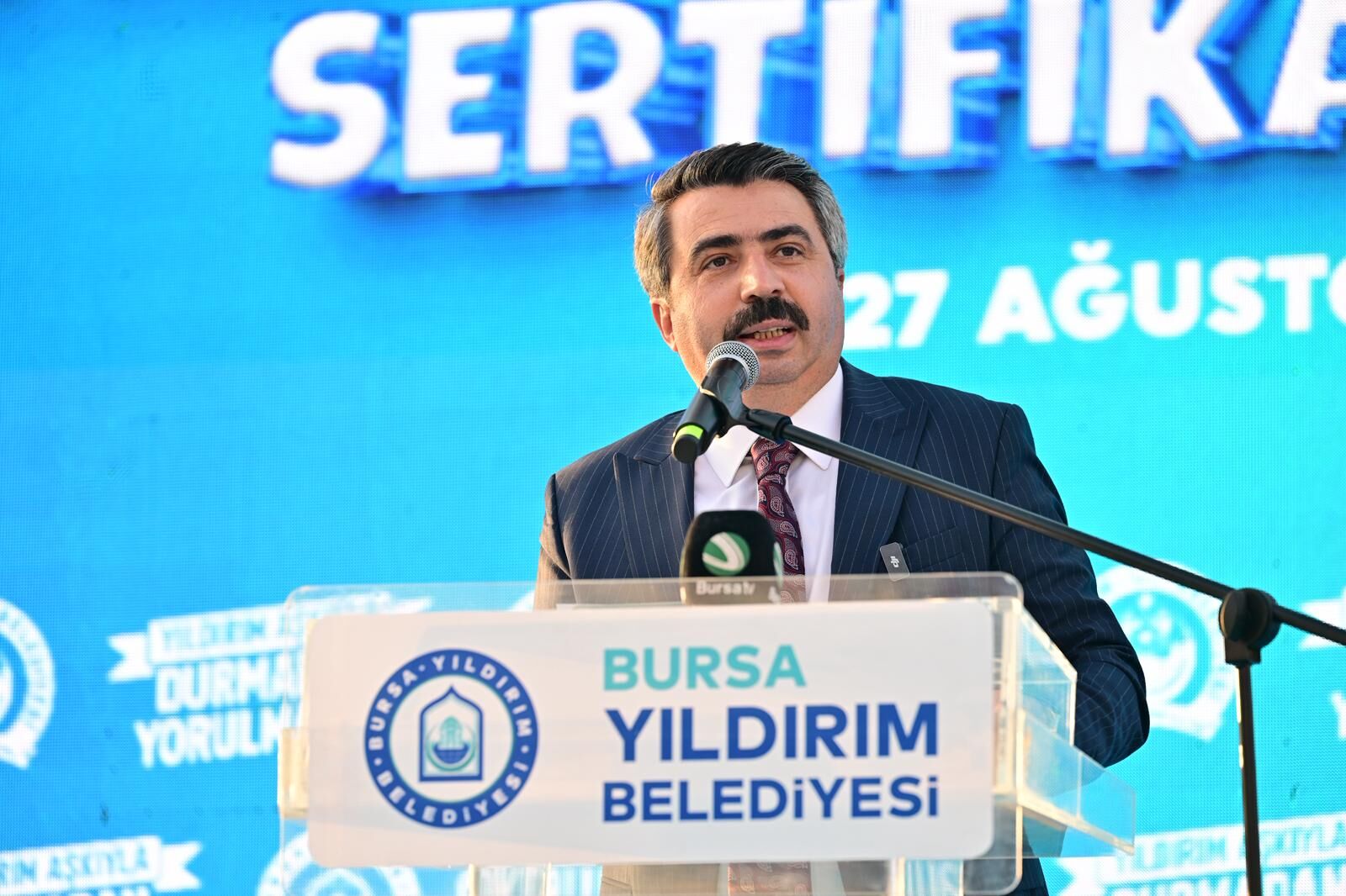 Yb 4-32