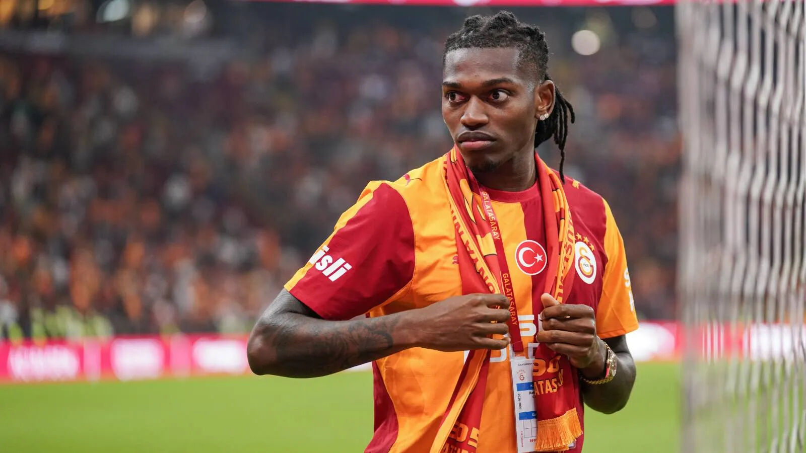 Rafael Leao'nun avukatından transfer itirafı