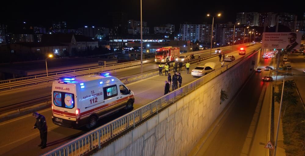 Kırıkkale’de köprü üzerinde kaza: 2 yaralı