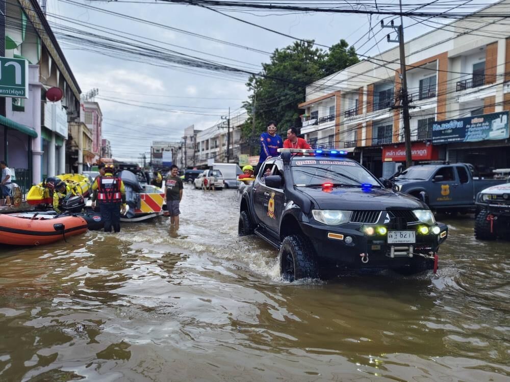 Tayland’ı sel vurdu: 8 ölü, 545 binden fazla kişi etkilendi