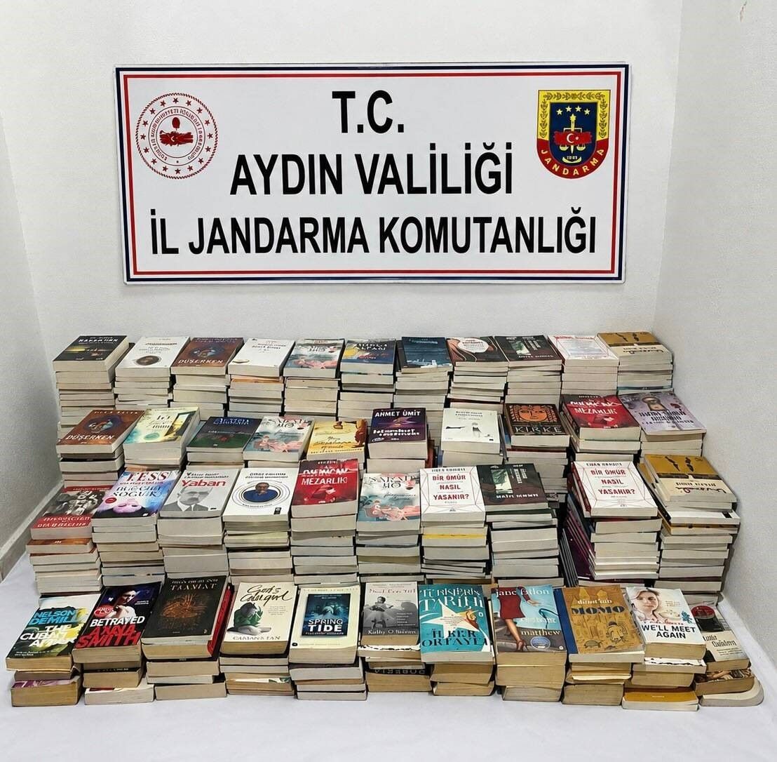 Güzelçamlı'da 658 adet bandrolsüz kitap ele geçirildi