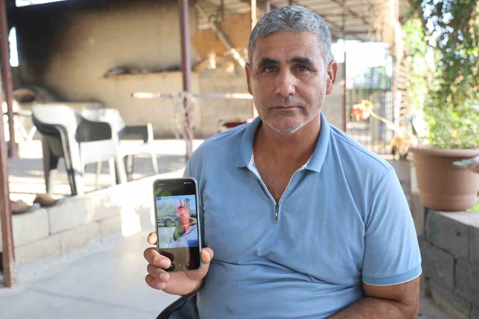 İlk yurt dışı seferinde Suriye'de tutuklanan 24 yaşındaki tır şoföründen gelecek haberi ailesi umutla bekliyor