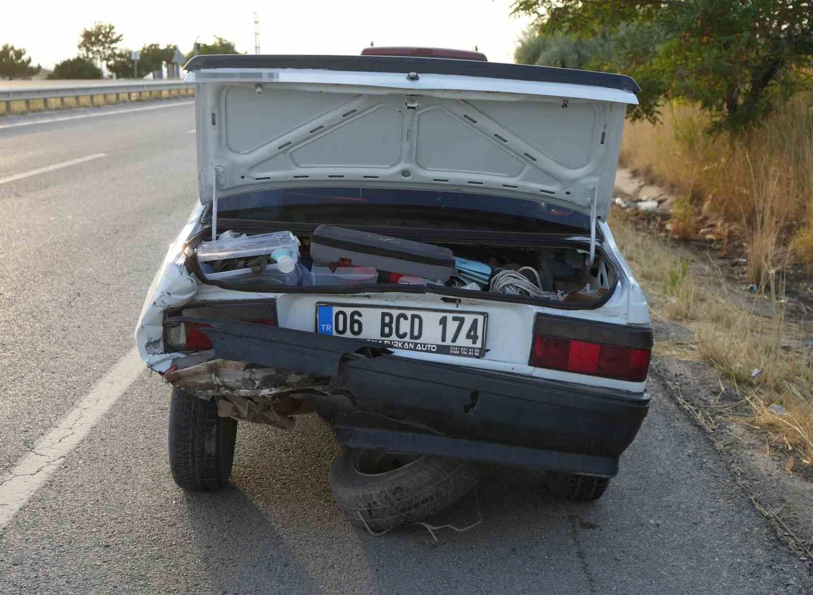 Kırıkkale'de iki otomobil çarpıştı: 4 yaralı