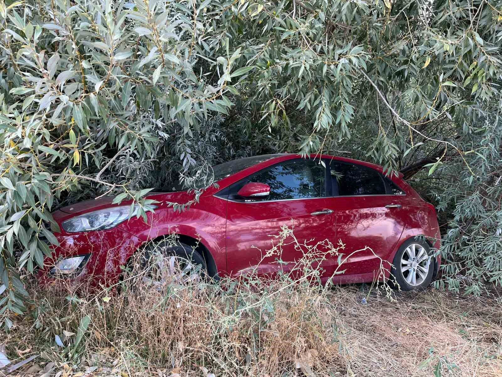 Malatya'da otomobil şarampole devrildi: 1 yaralı
