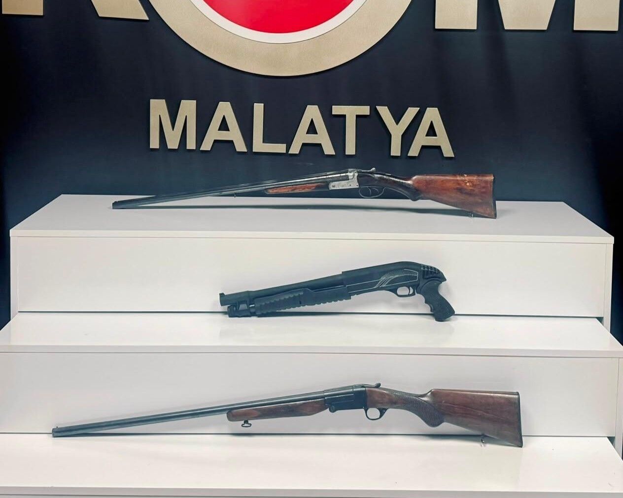 Malatya'da yasa dışı silah ticareti operasyonu: 3 gözaltı