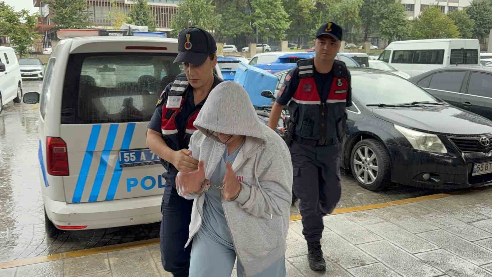 Samsun'da 16 suçtan aranan kadın, jandarmanın kimlik kontrolünde yakalandı