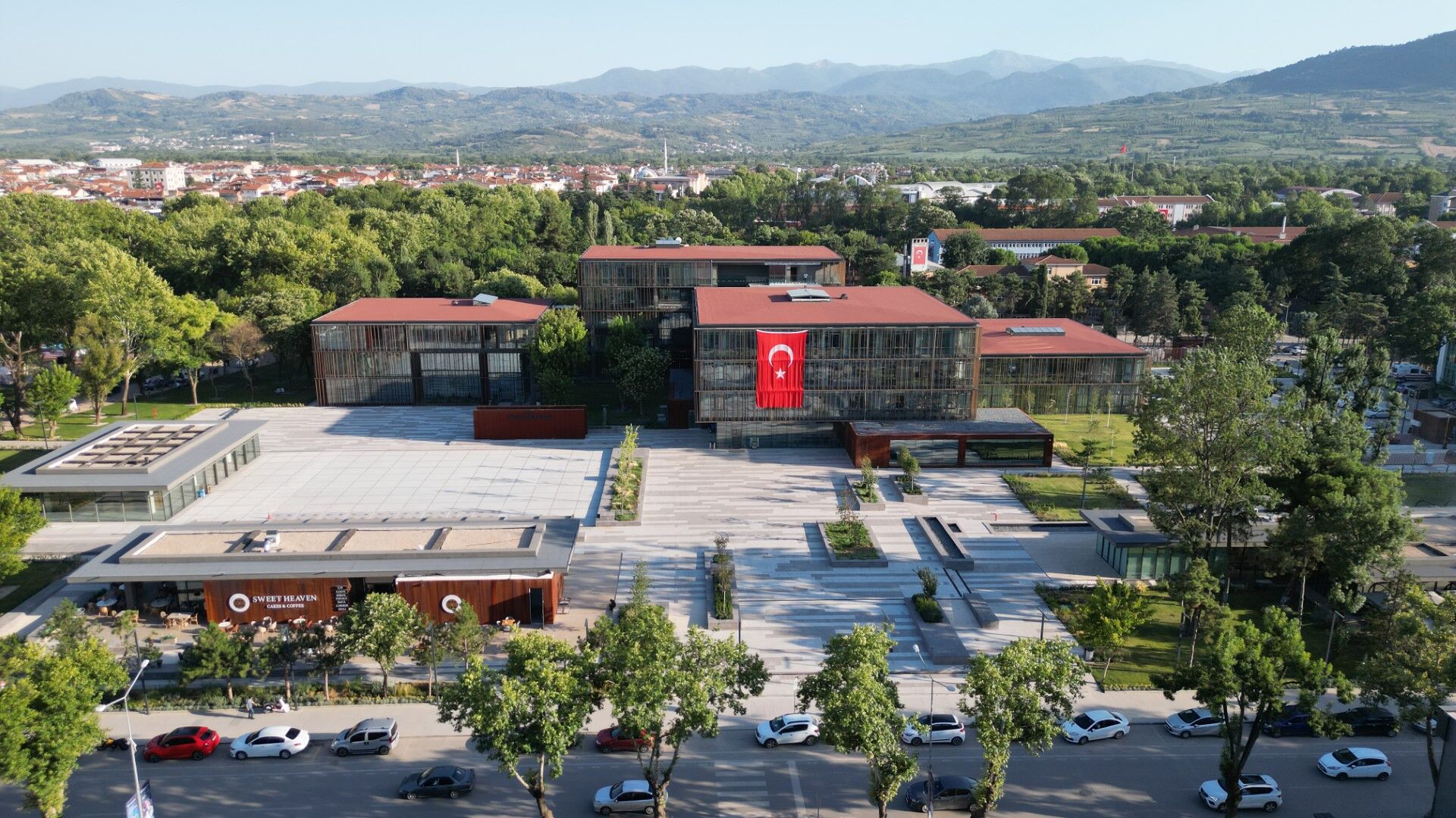 İnegöl’de belediye hizmetlerine dijital yoğunluk: 507 bin işlem yapıldı