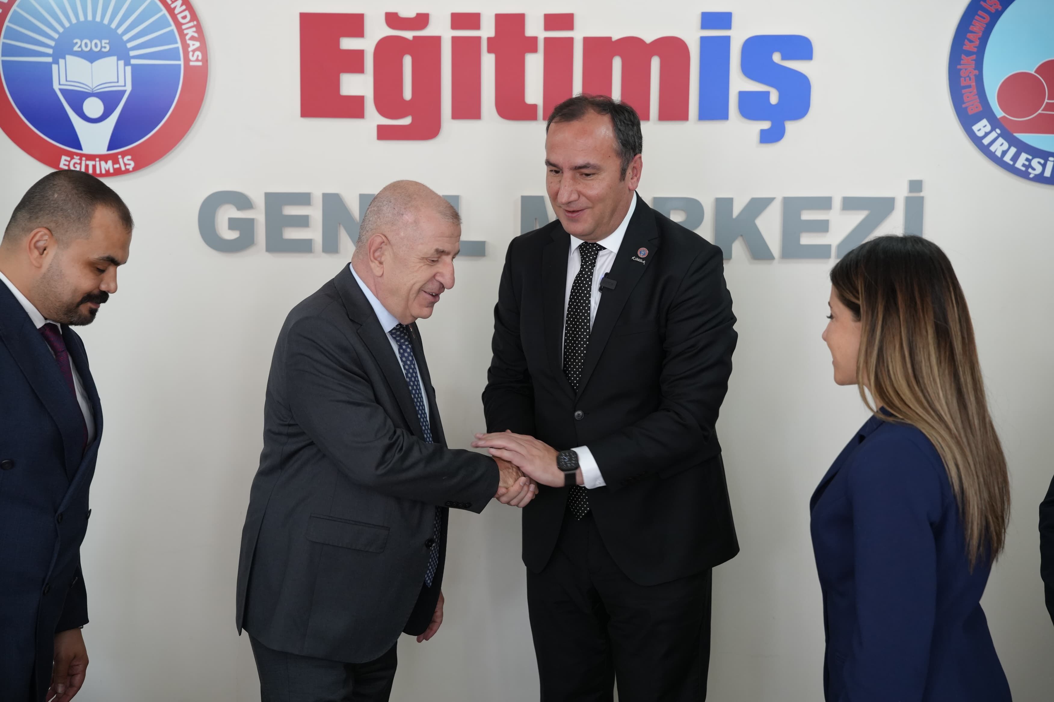 Eğitim İş Sendikası 3 165811508