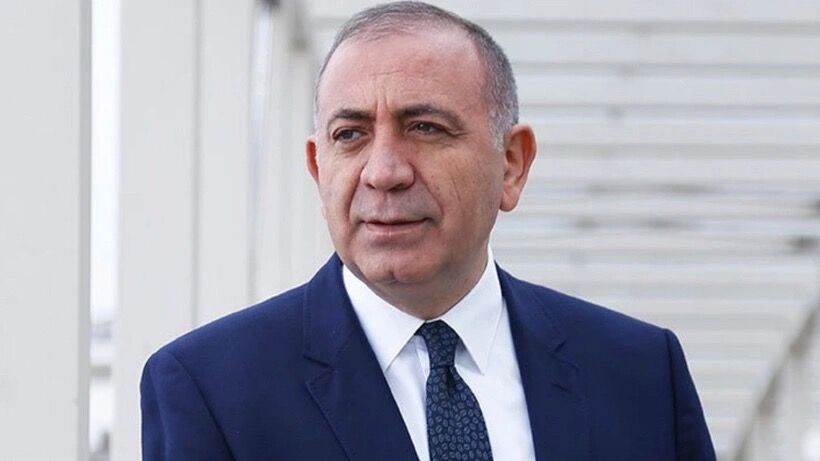 Gürsel Tekin’in görevine son verildi