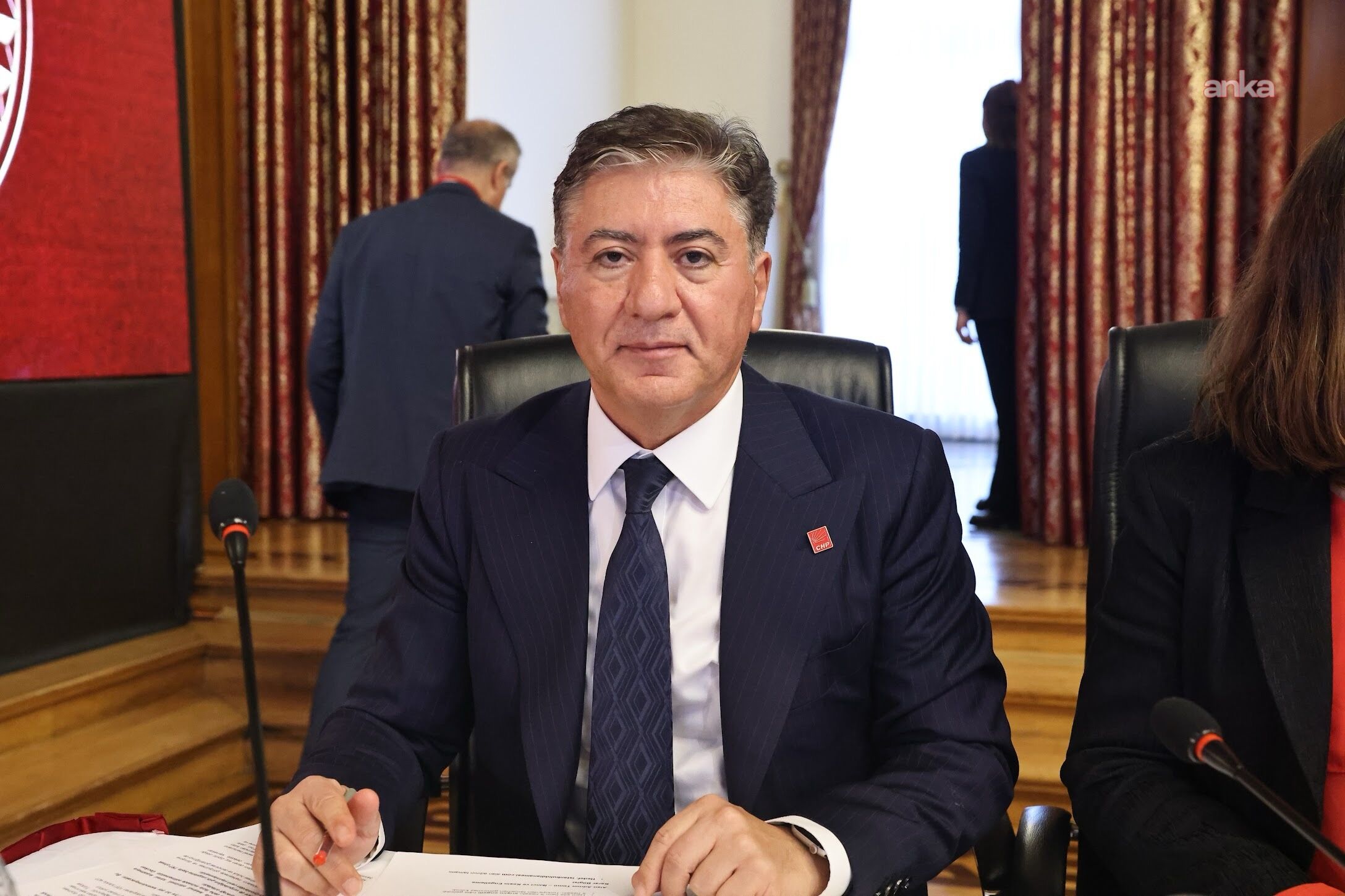 Murat Emir'den iktidara sert eleştiri