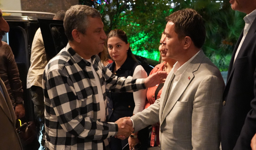 YENİ Parti Genel Başkanı Özgür Özel Bursa'da