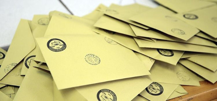 İşte partilerin oy oranları! Sosyal medya sandık olsaydı