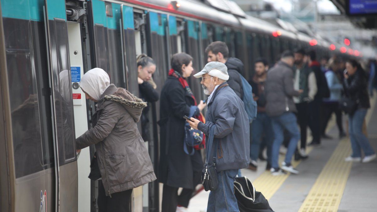 Bakan Uraloğlu: Marmaray 13 yılda 1,6 milyar yolcu taşıdı