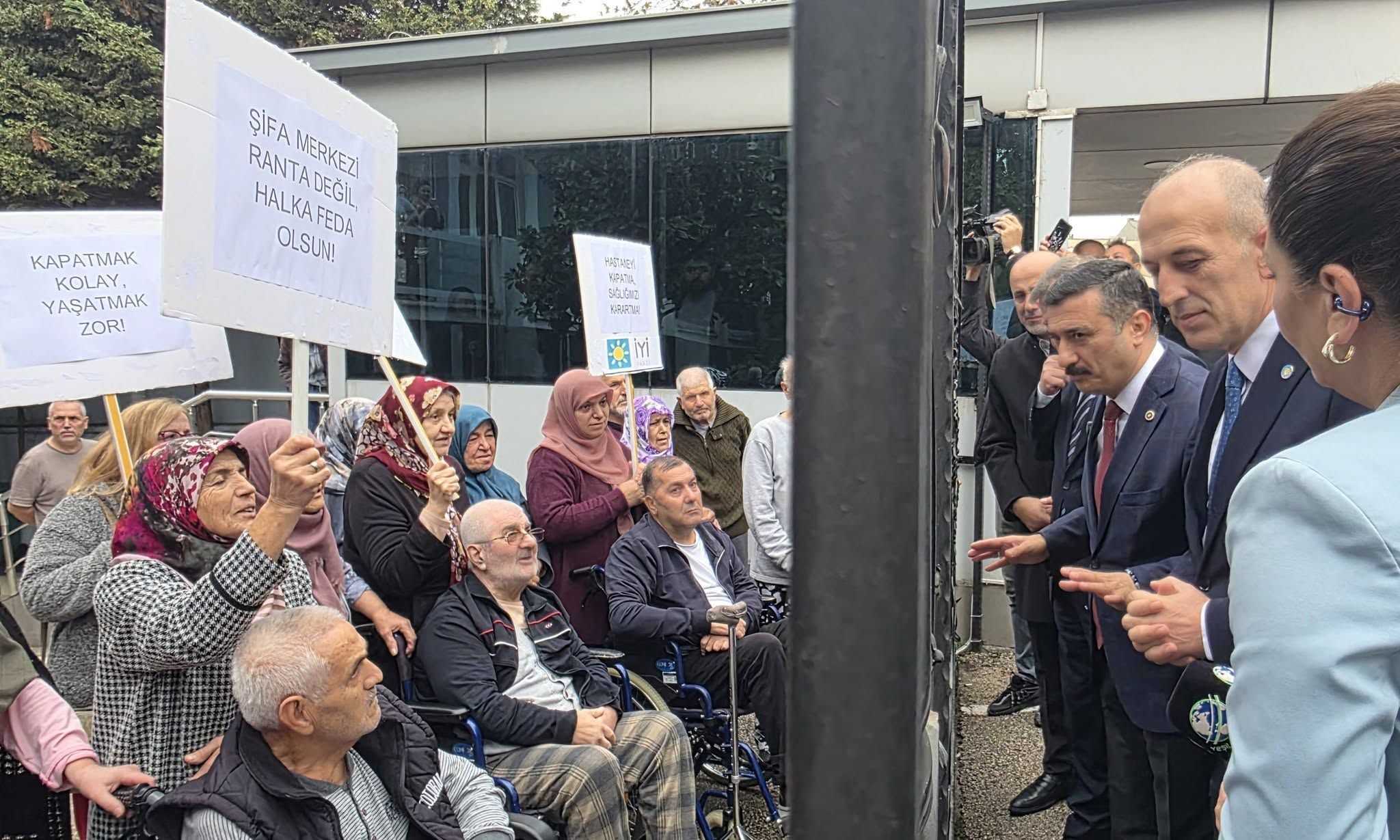 Bursa'da 723 yıllık şifa geçmişine sahip hastanenin taşınmasına tepki