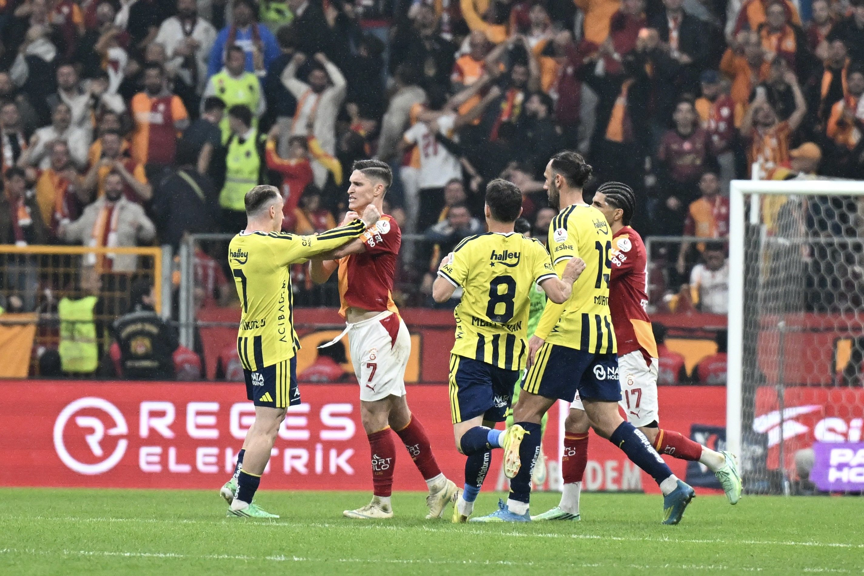 Fenerbahçe üç ismi işaret etti: “Derbi gerginliği denilerek geçiştirilemez”