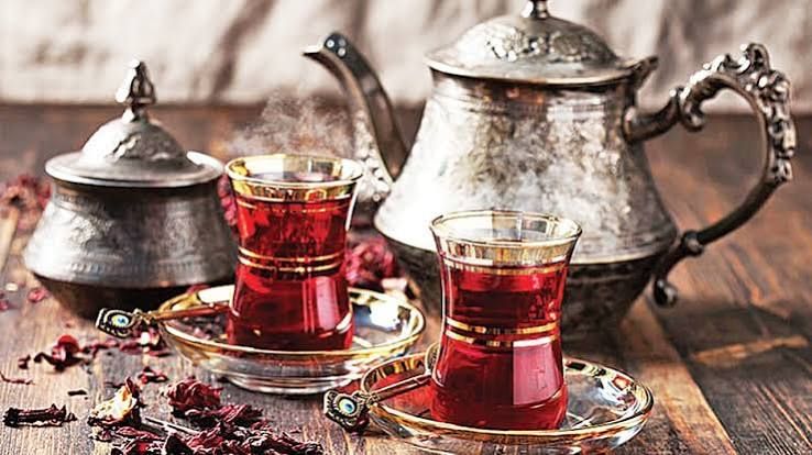 Günde kaç bardak çay içilmeli? Sıcak çay sağlığa zararlı mı?