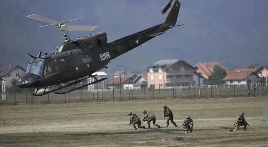 Bosna Hersek’te helikopter faciası! Ölü ve yaralılar var