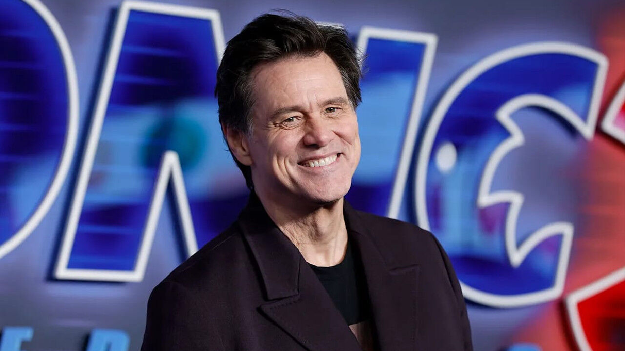 Jim Carrey gizlice evlendi