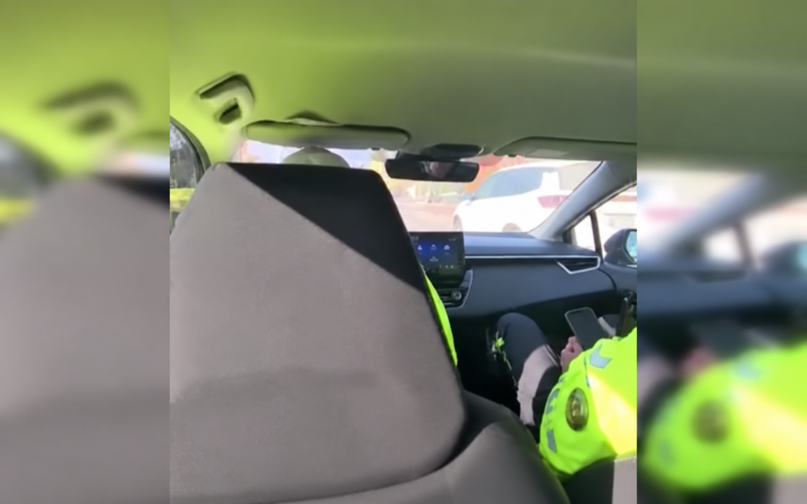 KPSS'ye geç kalan genci polis ekipleri son saniyede yetiştirdi