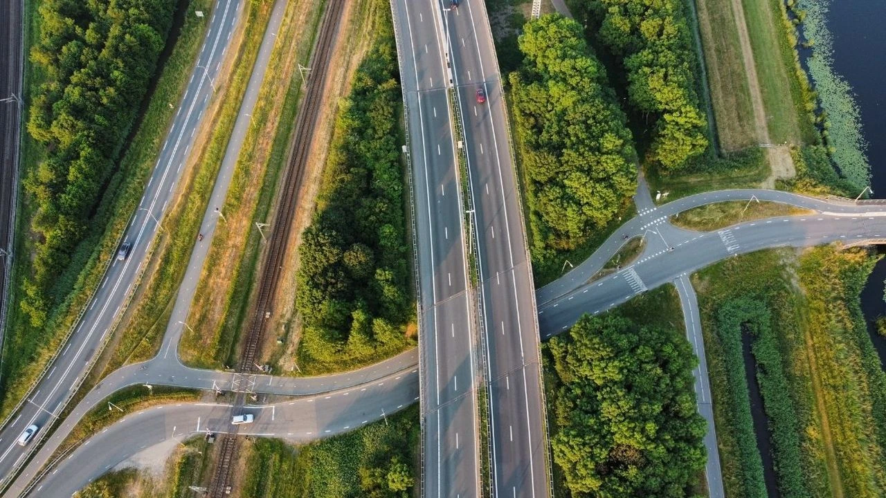 Suruculer Dikkat Otoyollardaki Hiz Siniri Icin Yeni Teklif 2