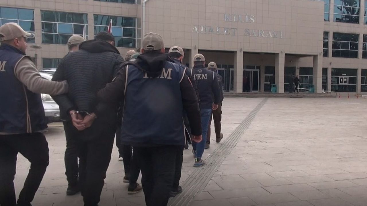 Kilis’te DEAŞ ve FETÖ operasyonu: 20 gözaltı