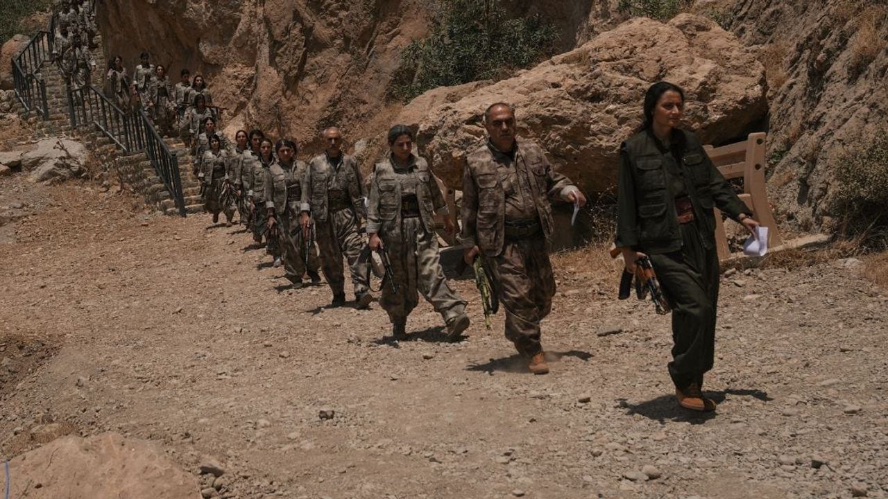 PKK Türkiye'den çekildiğini açıkladı!