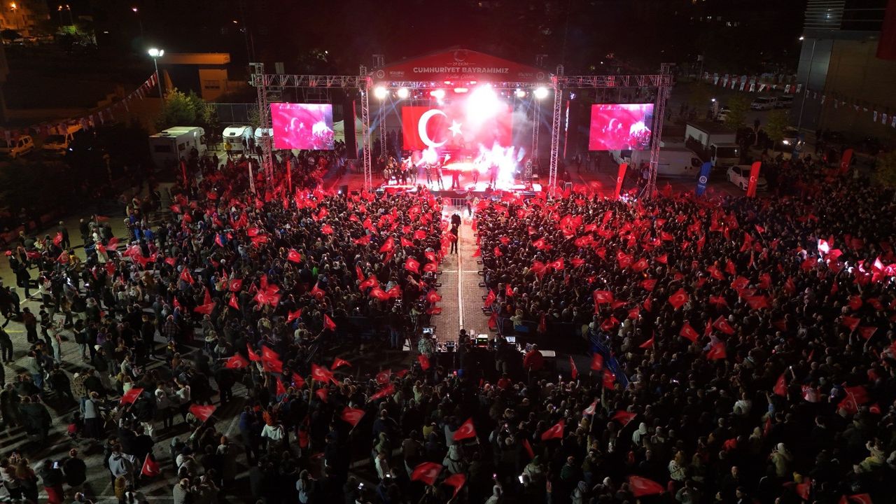 Ceceli'den Yıldırımlılara unutulmaz gece