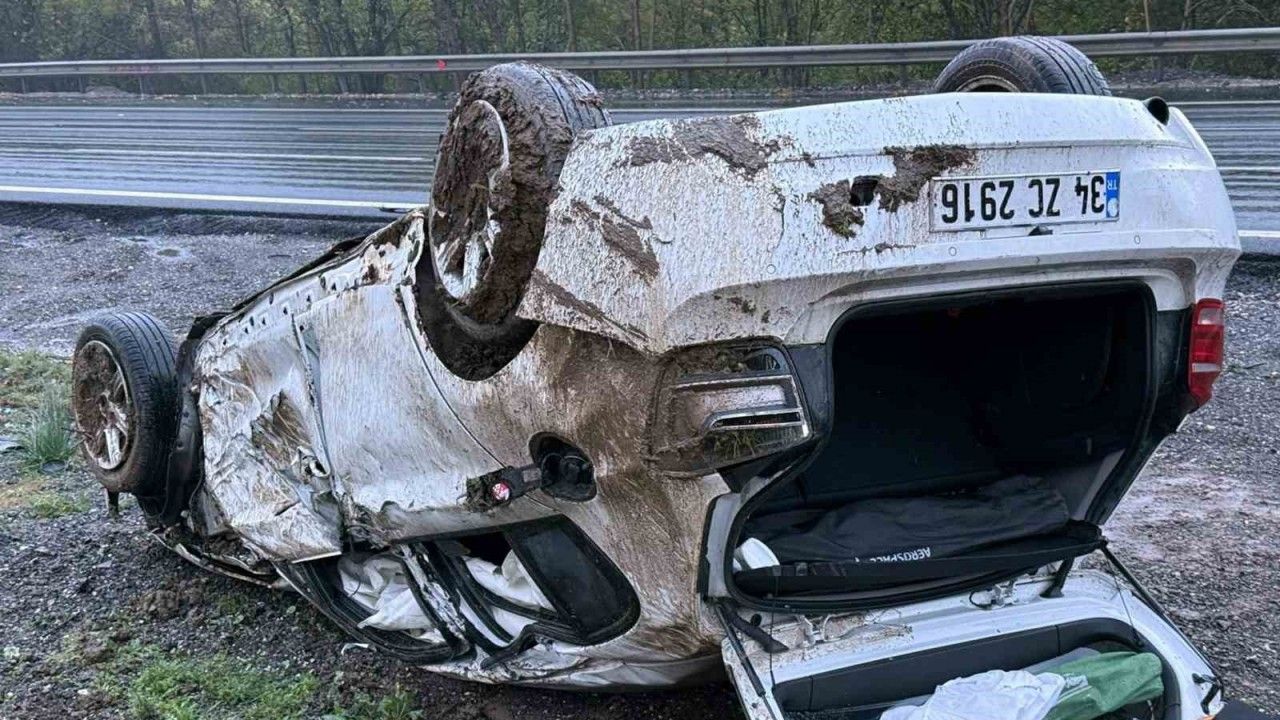 Anadolu Otoyolu’nda korkutan kaza, takla atan otomobil hurdaya döndü: 1 yaralı