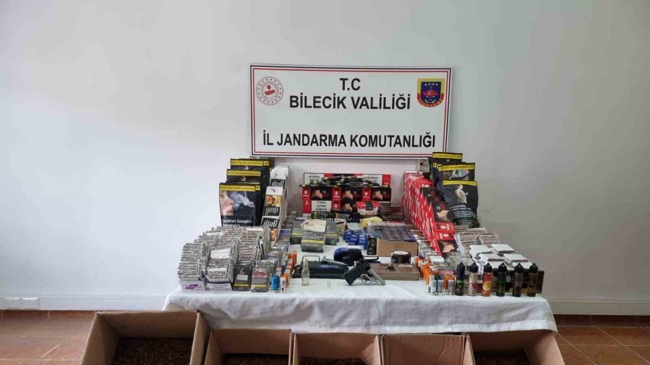 Bilecik’te jandarma baskını: Evler uyuşturucu ve kaçak tütün deposu çıktı