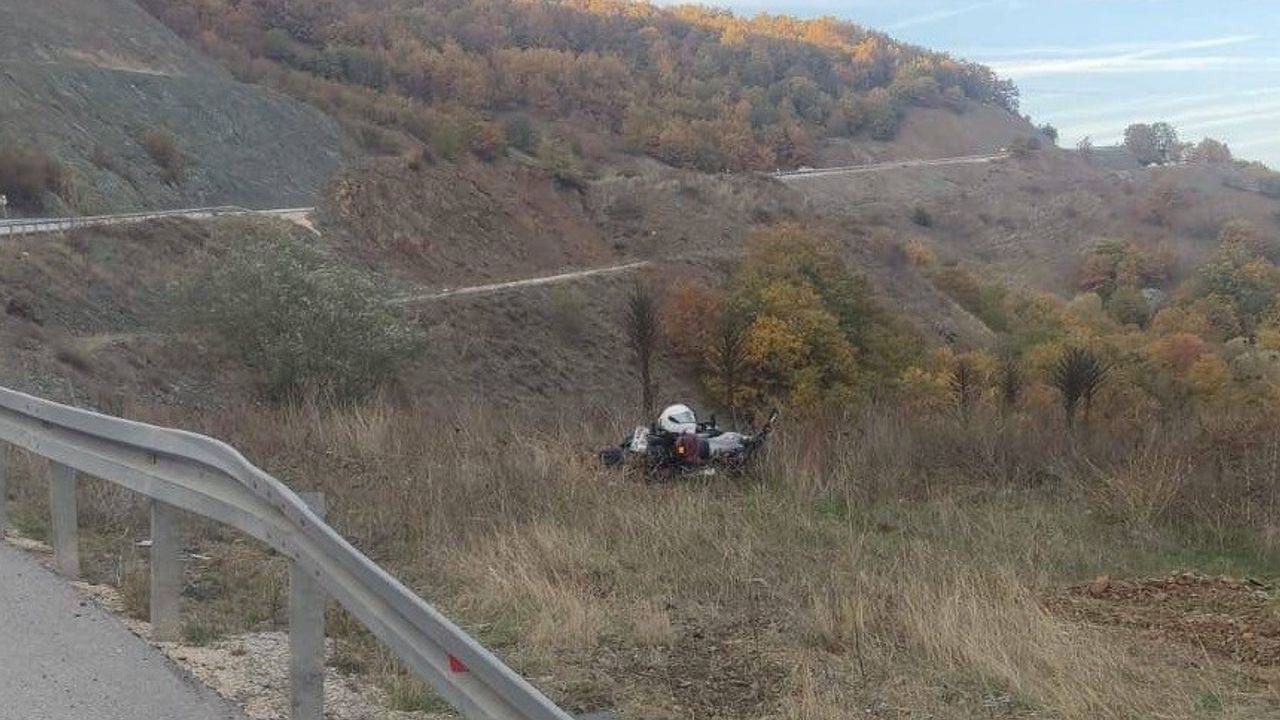 Bilecik’te kontrolden çıkan motosiklet devrildi, sürücüsü yaralandı