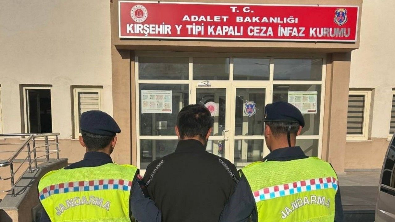 Kırşehir’de 2 firari hükümlü yakalandı