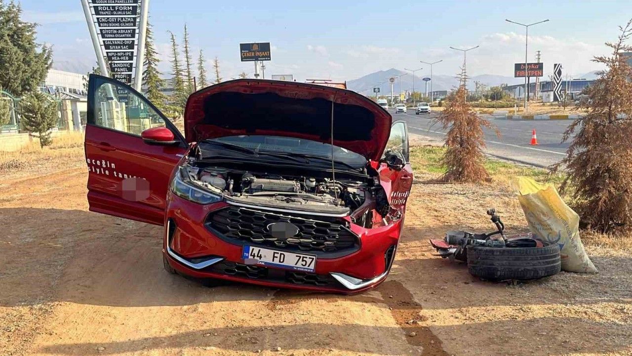 Malatya’da iki otomobil çarpıştı: 2 yaralı