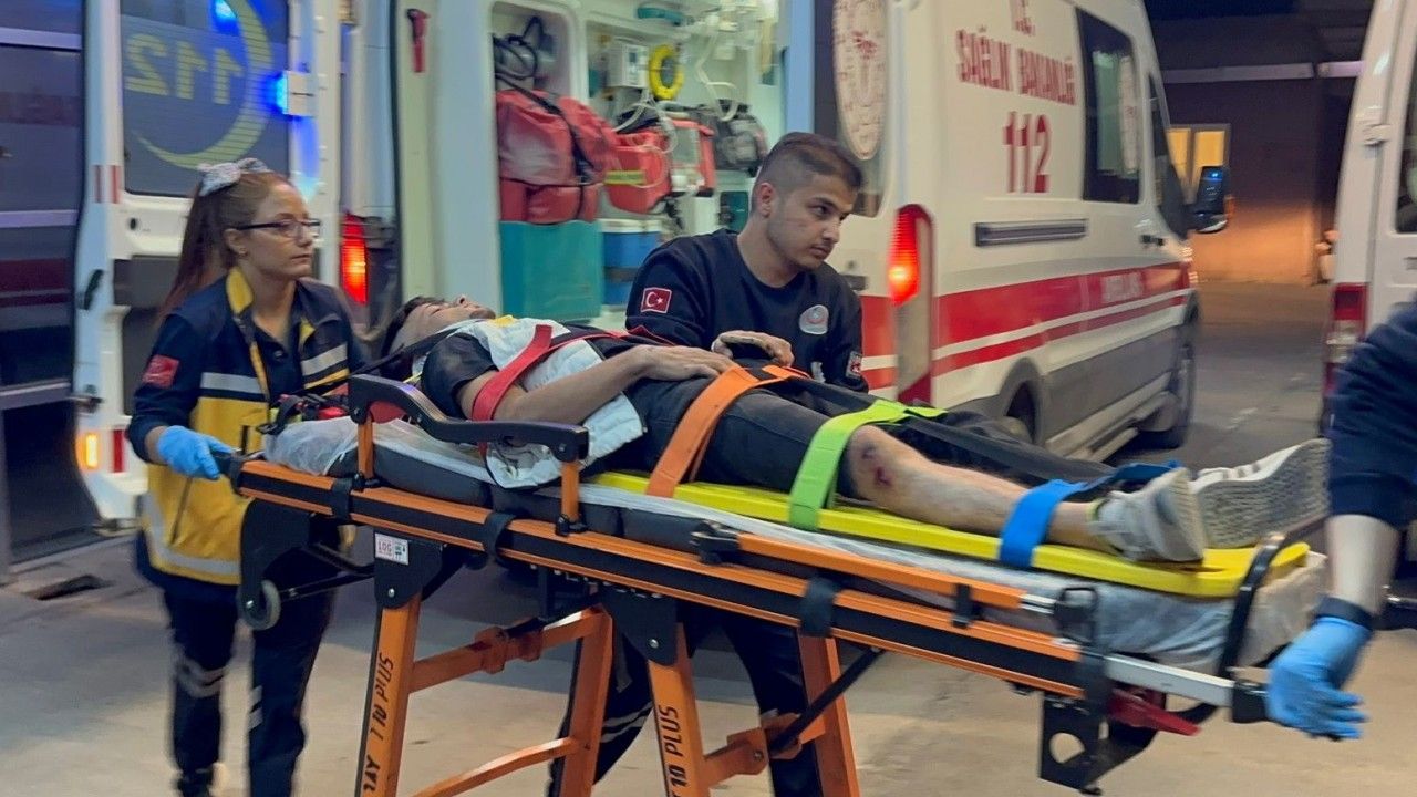 Motosiklet ile tır çarpıştı: 1 yaralı